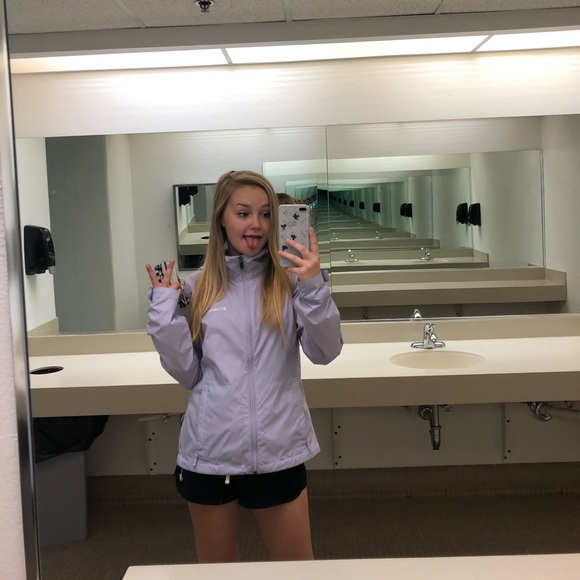 Meet your Posher, Emma - Picture 1 of 1